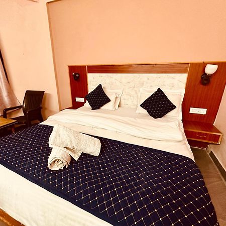 Hotel D Kanchan Manali מראה חיצוני תמונה