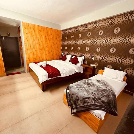 Hotel D Kanchan Manali מראה חיצוני תמונה