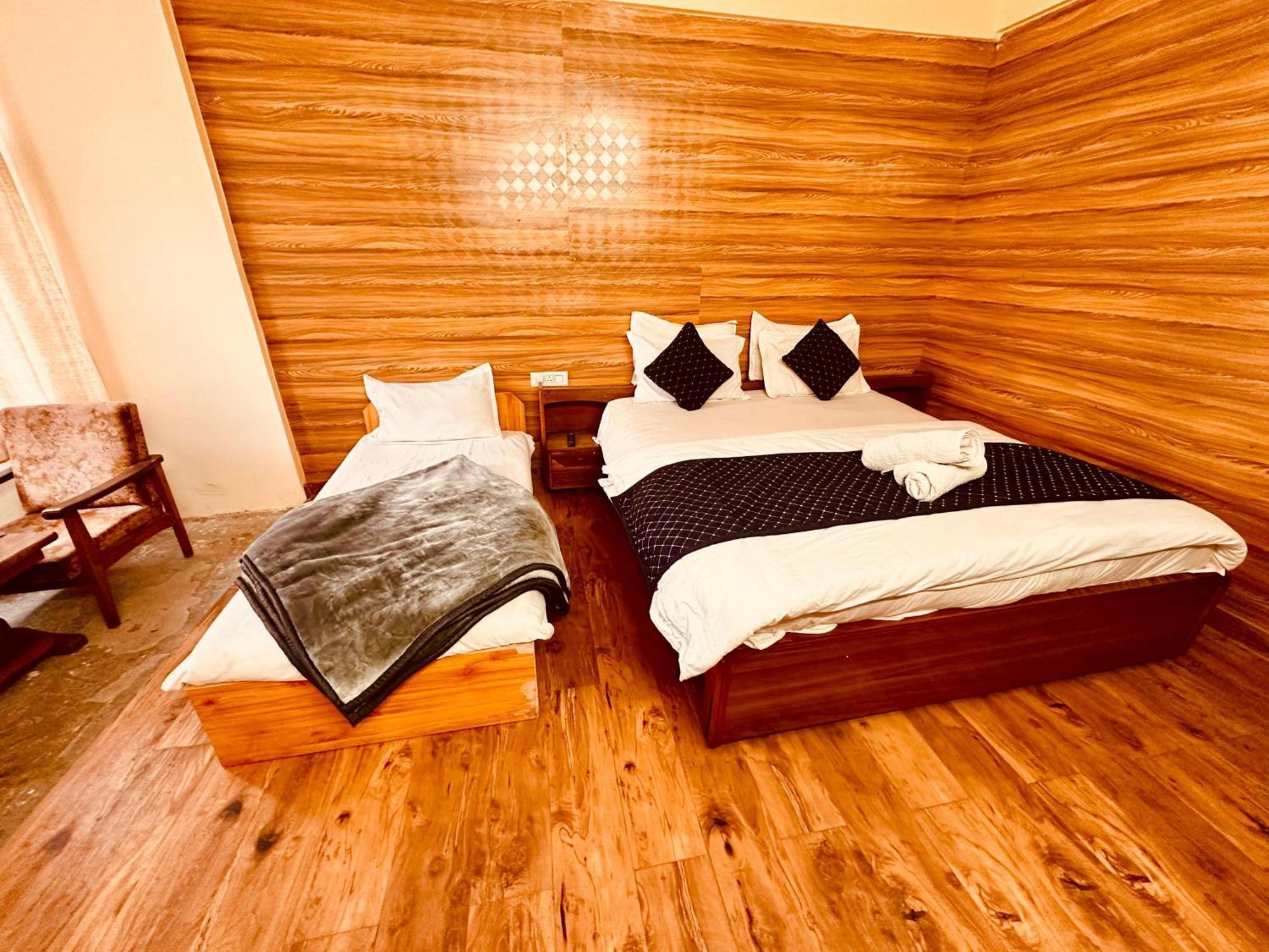 Hotel D Kanchan Manali מראה חיצוני תמונה