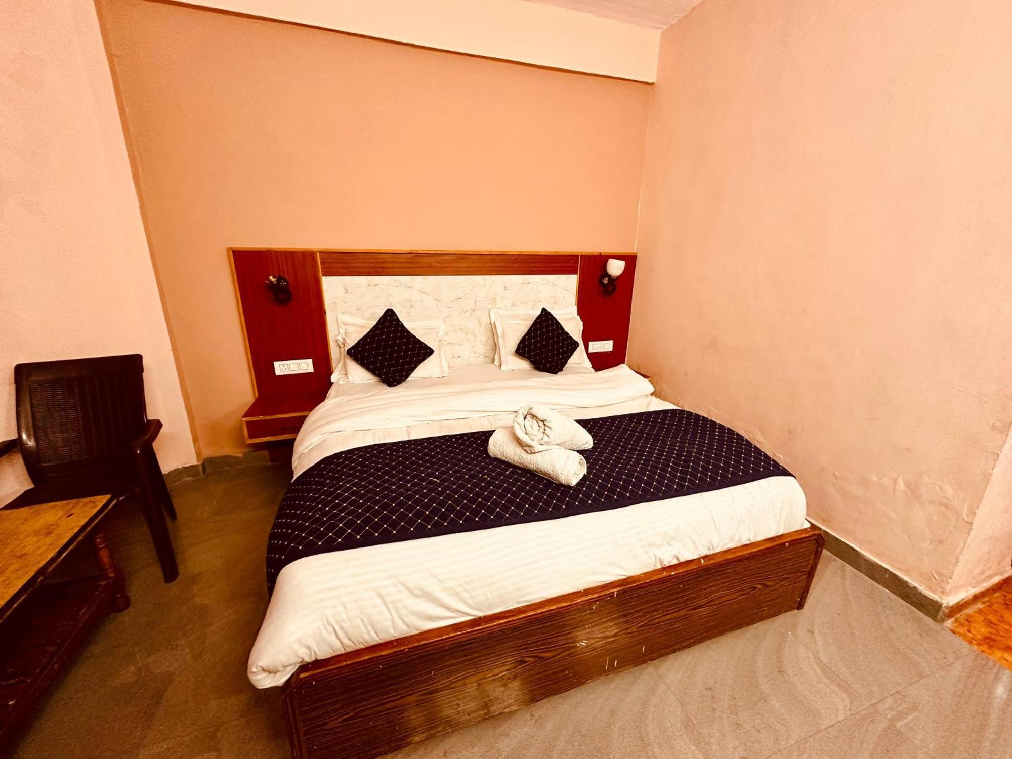 Hotel D Kanchan Manali מראה חיצוני תמונה
