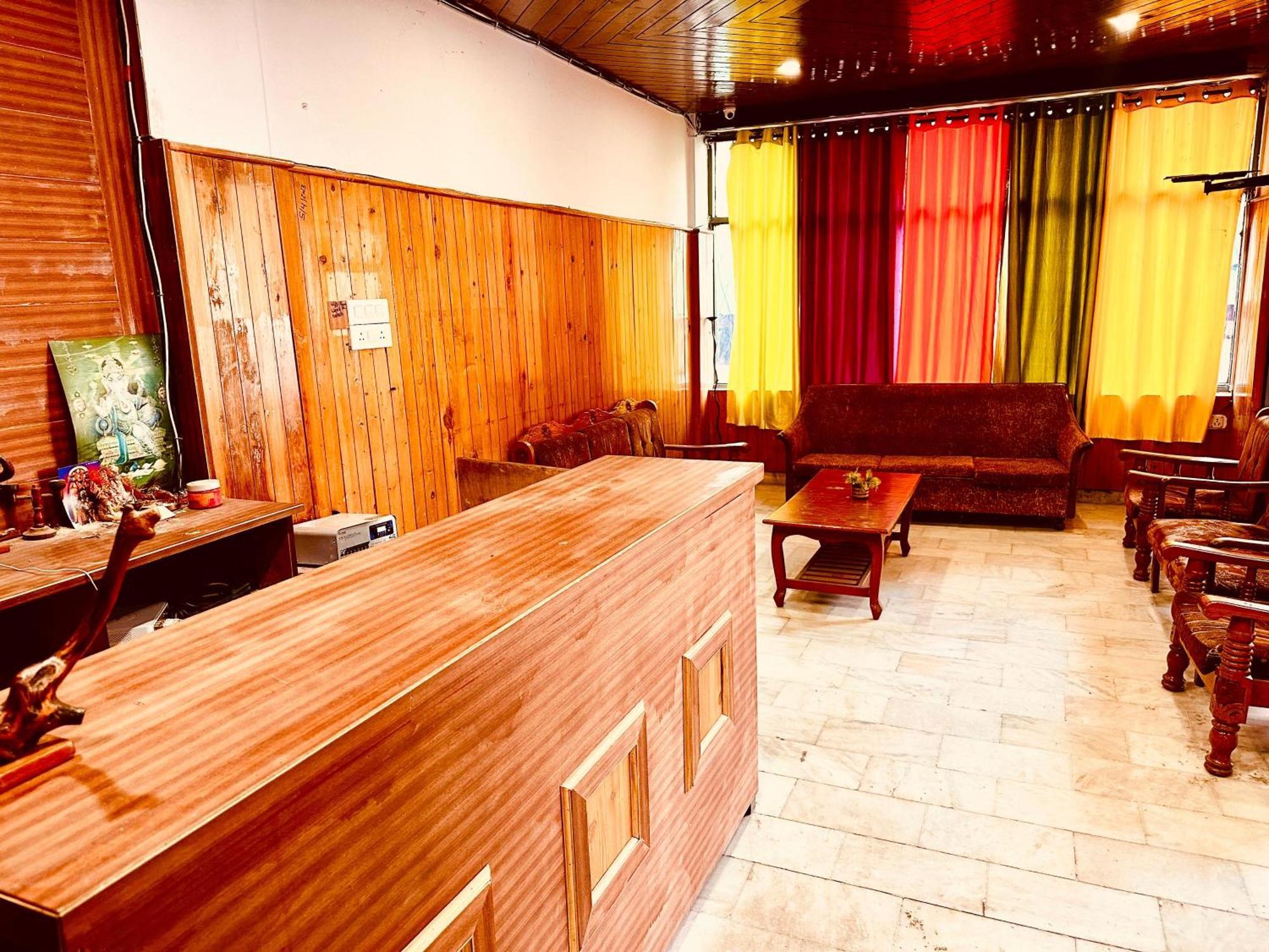 Hotel D Kanchan Manali מראה חיצוני תמונה