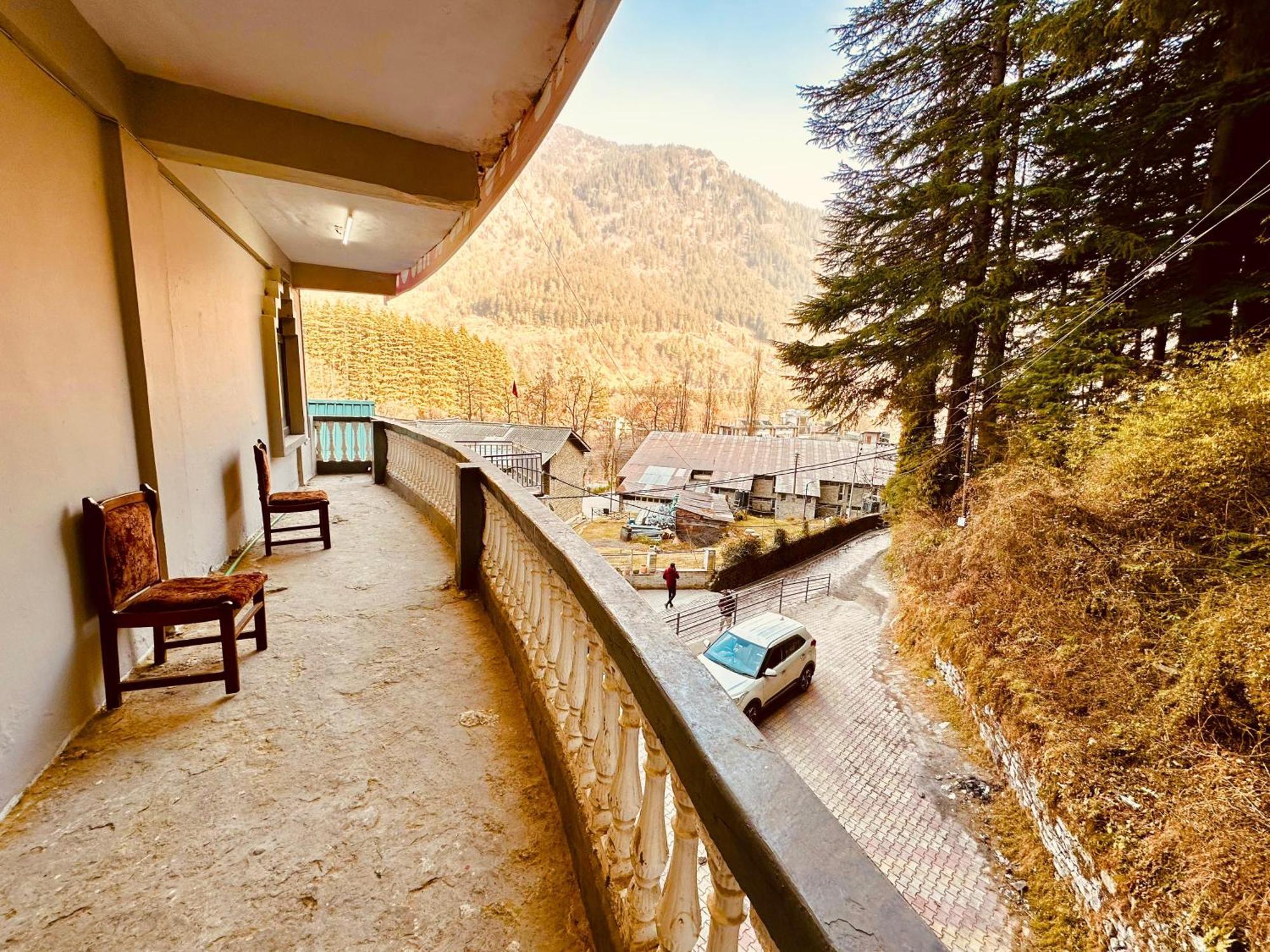 Hotel D Kanchan Manali מראה חיצוני תמונה