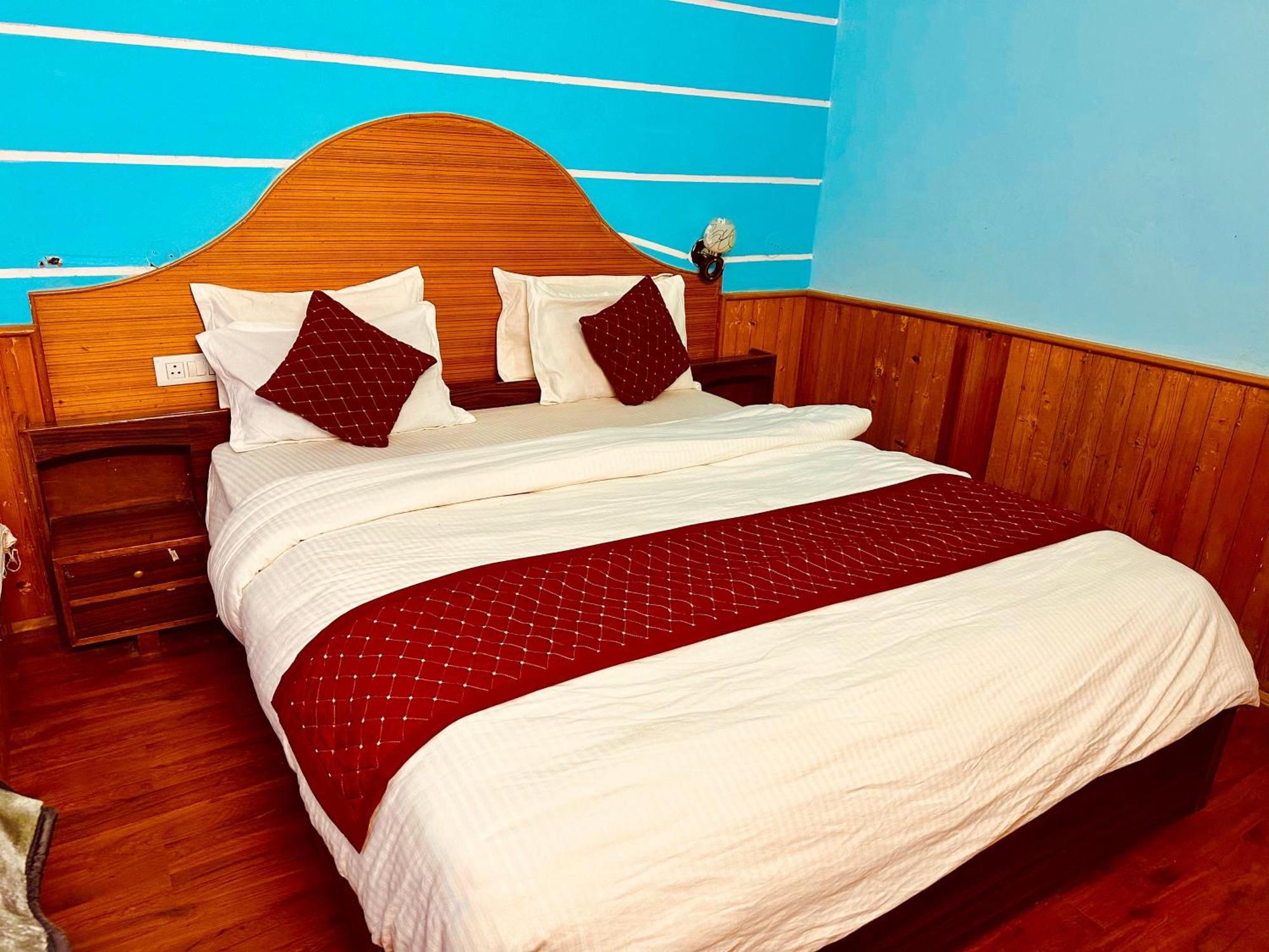 Hotel D Kanchan Manali מראה חיצוני תמונה